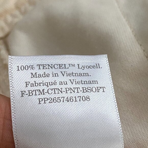 Everlane Cream Ankle Pants - Picture 8 of 11